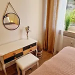 Sonnenhang Im Boho-stil Mit Balkon, 500m Zum See, 2 Schlafzimmer アパート *