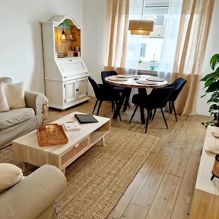 Sonnenhang Im Boho-stil Mit Balkon, 500m Zum See, 2 Schlafzimmer Apartment Möhnesee