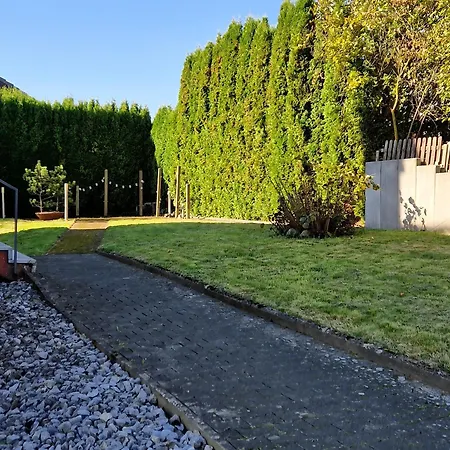 Sonnenhang Im Boho-stil Mit Balkon, 500m Zum See, 2 Schlafzimmer *