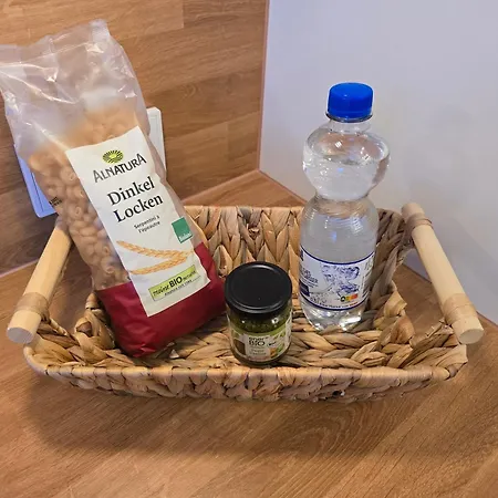 Sonnenhang Im Boho-stil Mit Balkon, 500m Zum See, 2 Schlafzimmer