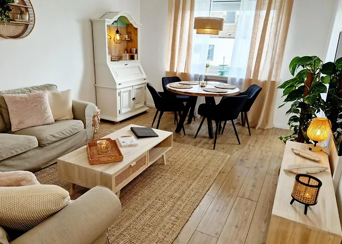 Sonnenhang Im Boho-stil Mit Balkon, 500m Zum See, 2 Schlafzimmer Apartment Moehnesee