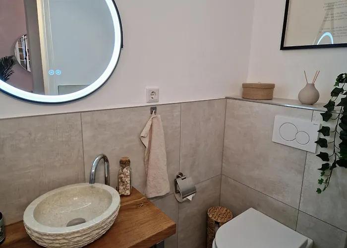 Sonnenhang Im Boho-stil Mit Balkon, 500m Zum See, 2 Schlafzimmer