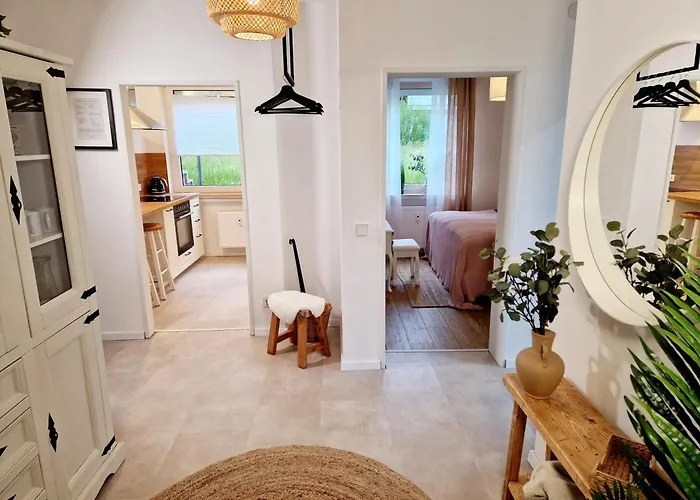 Sonnenhang Im Boho-stil Mit Balkon, 500m Zum See, 2 Schlafzimmer *